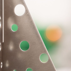 Weihnachtskugelausschnitte für den Tischbaum aus Metall