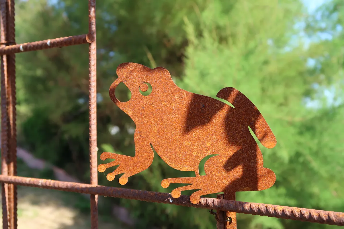 Grenouille en acier corten